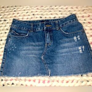 Cute vintage Aeropostale denim skirt